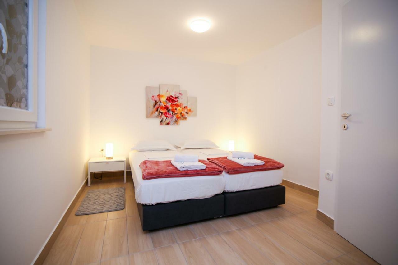 Apartman L&A Appartement Biograd Na Moru Buitenkant foto