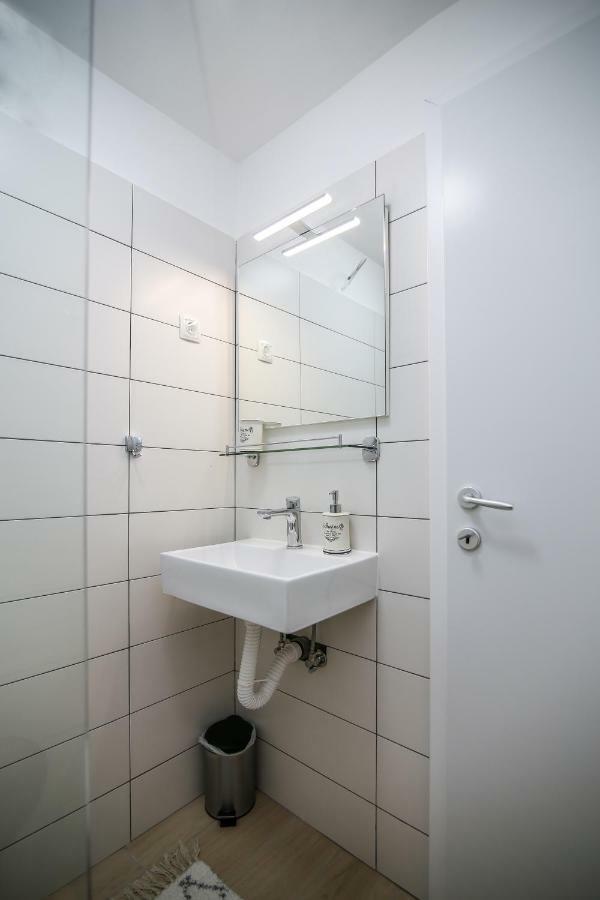 Apartman L&A Appartement Biograd Na Moru Buitenkant foto